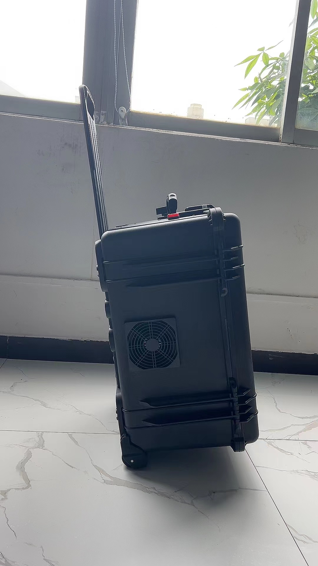 金江镇手拉箱型移动通信干扰器